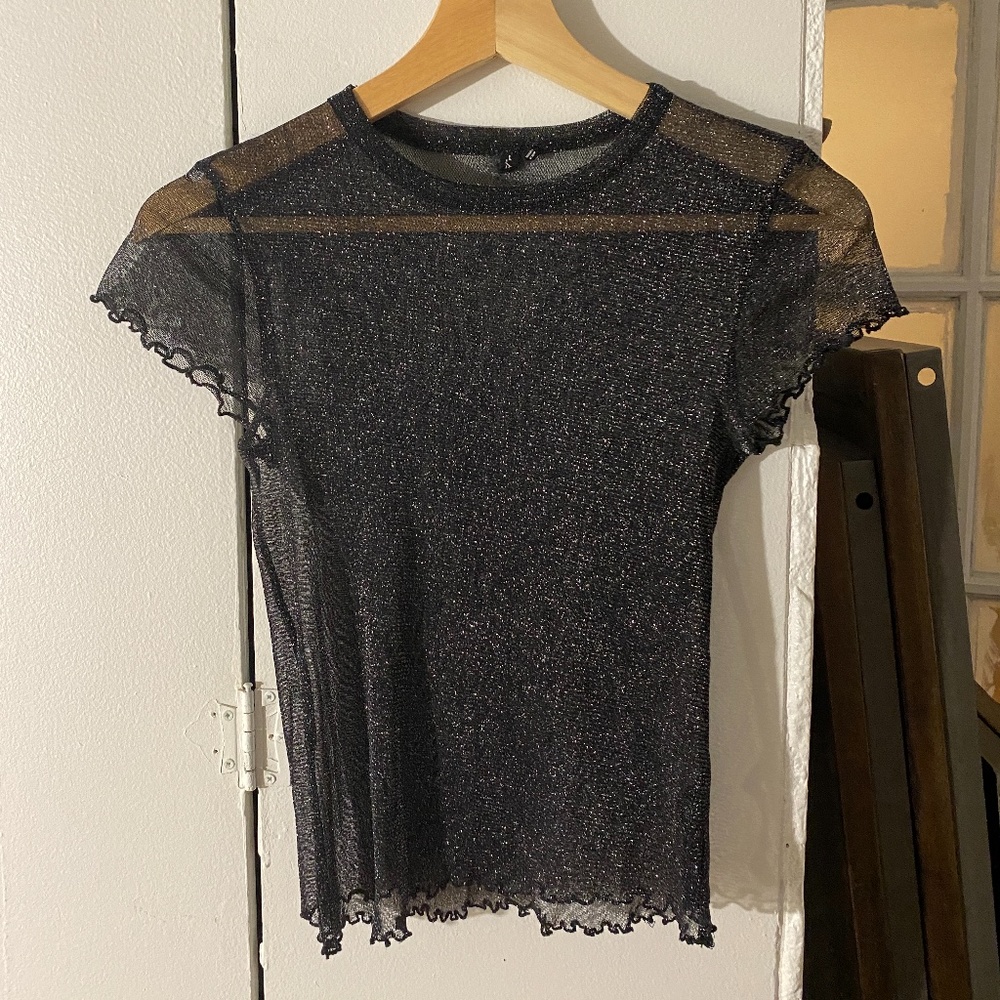 Lettuce Hem Sheer Glitter Top S